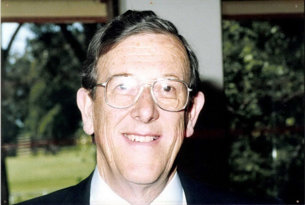 Geoffrey Leon (Geoff) Barnes