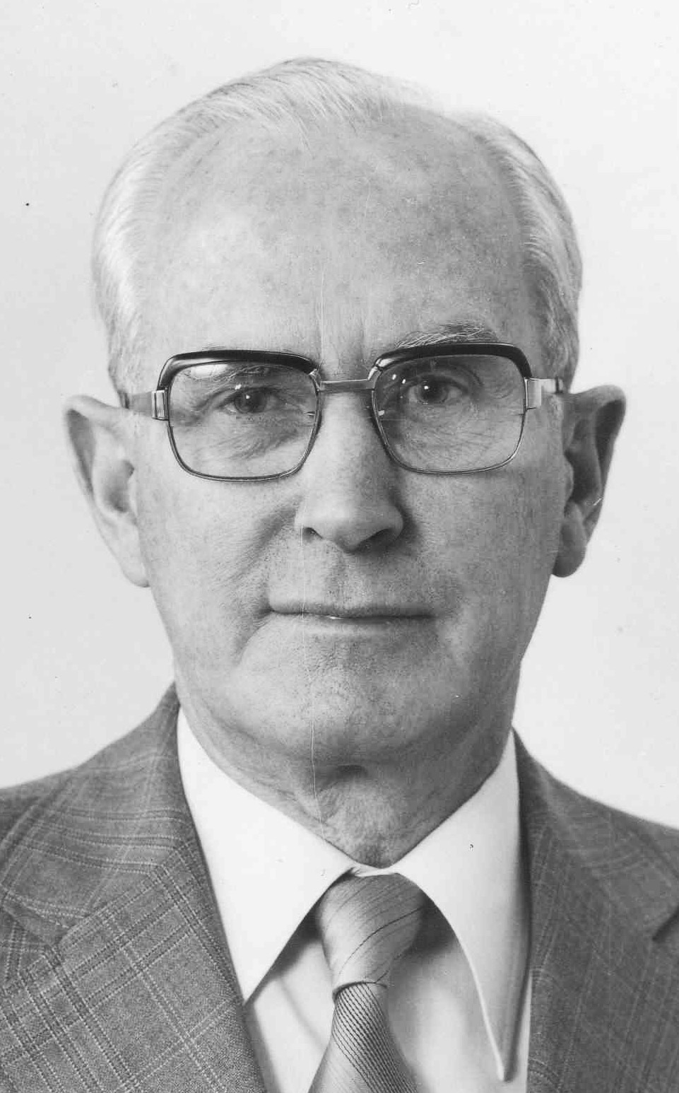 Malcolm Donald Macleod