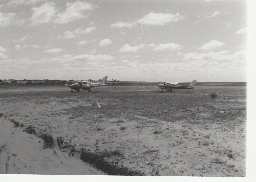 Hungerford airstrip with two planes